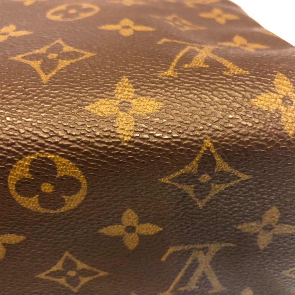 Authentic Louis Vuitton Speedy 40, Refurbished. - Picture 8 of 16